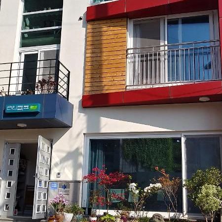 Ri-In Mokpo Guesthouse Exterior foto